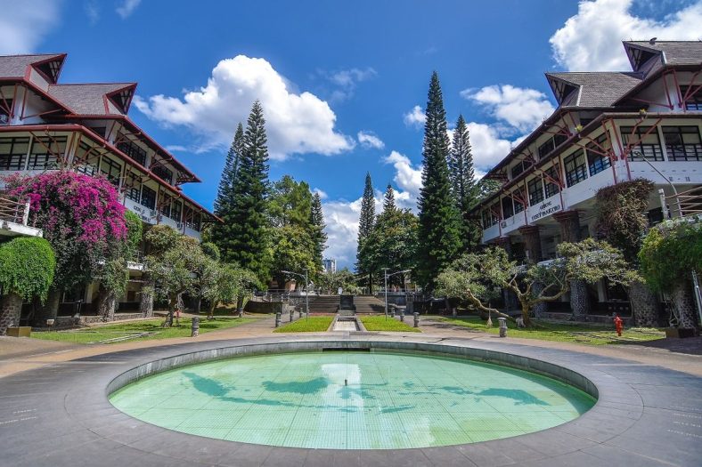 Universitas Terbaik di Bandung